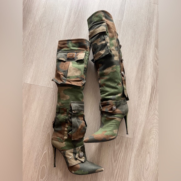 Dolce & Gabbana boots - Picture 2 of 4